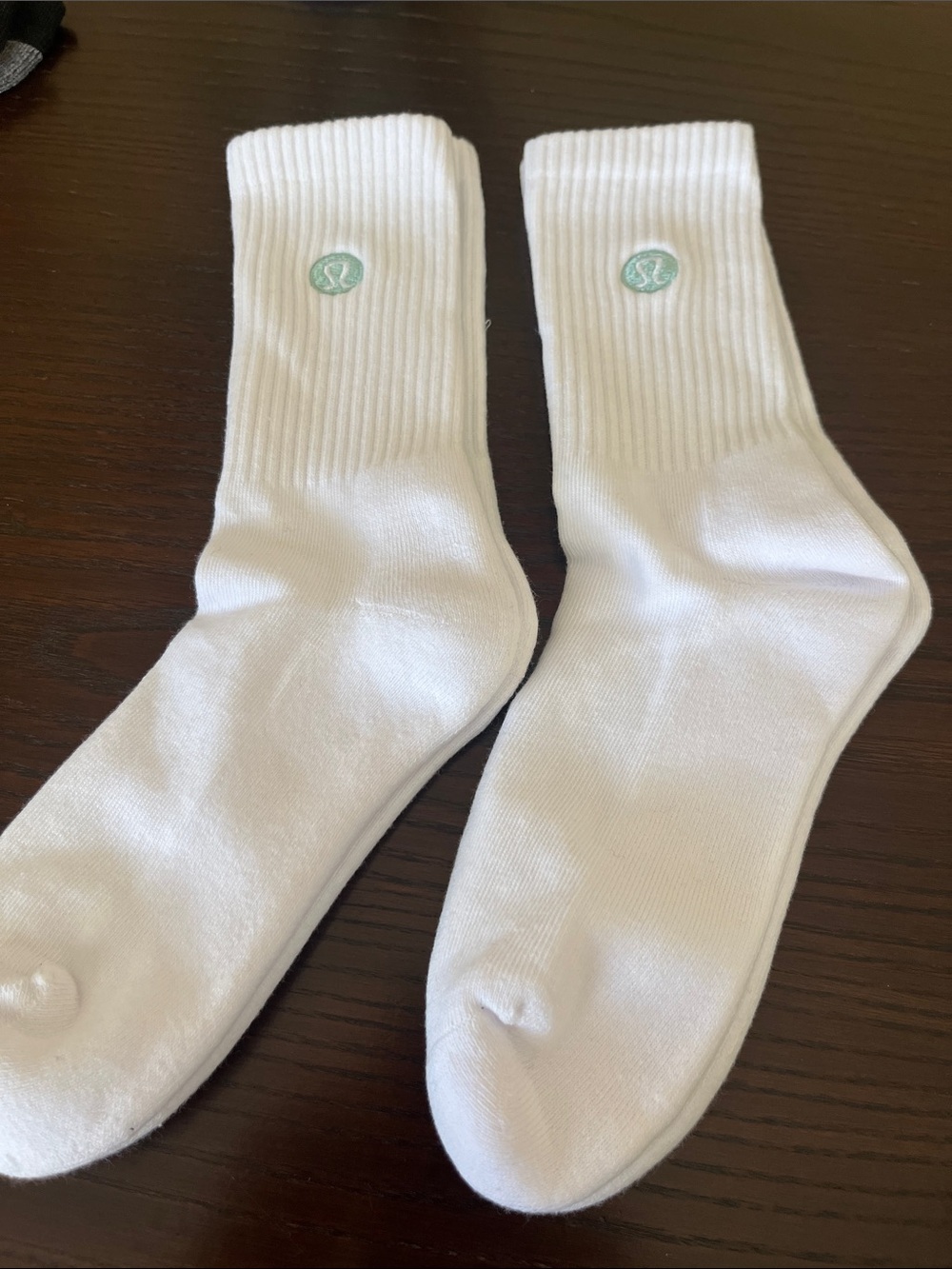 NWOT lululemon athletica White Crew Socks with Mint Logo Accent